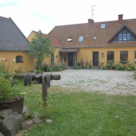 Κατάλυμα σε φάρμα Skovgarden Hillerød