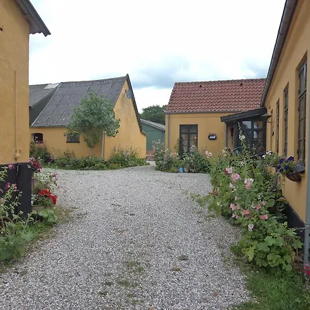 Κατάλυμα σε φάρμα Skovgarden Hillerød